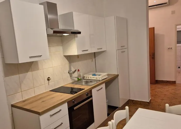 Apartment Apartmani Zdrelac *