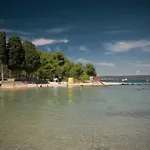 Apartmani Zdrelac * Ždrelac