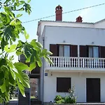 Apartmani Zdrelac * Ždrelac